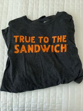 Togos Tshirt